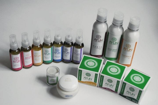 Productos naturales Ayun, cremas de Murta, Caléndula y Aloe Vera.